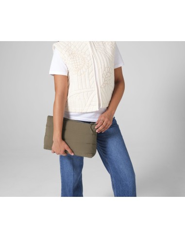 BAG-BG705-Quilted Accessory Case